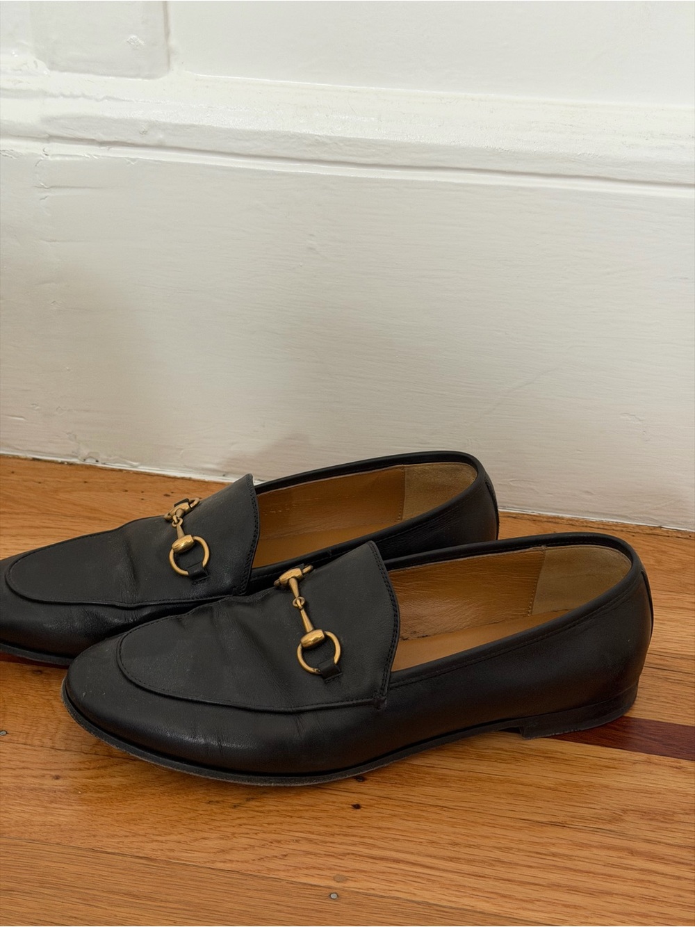 Gucci Black Leather Horsebit Loafers with Gold Hardware - Picture 3 of 3